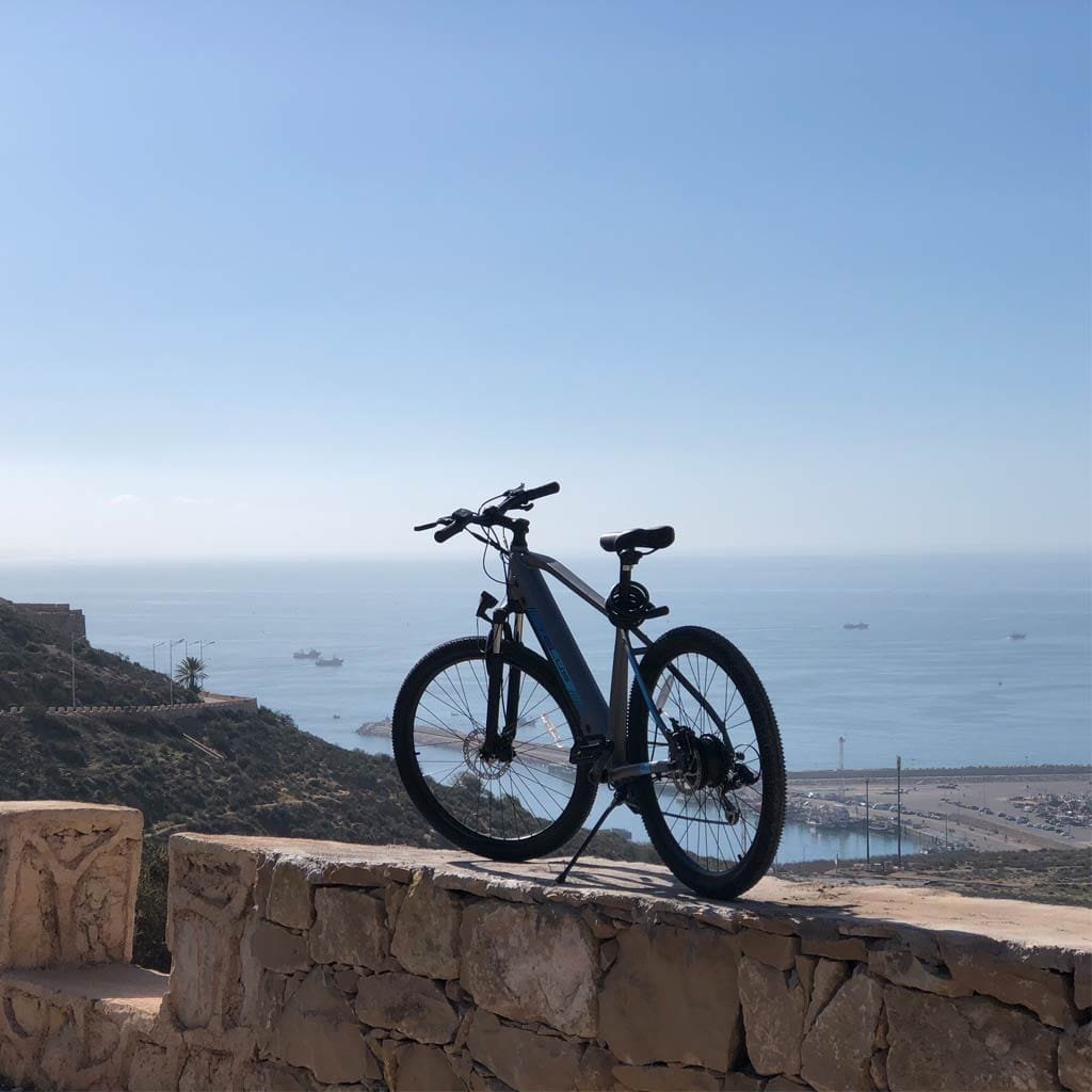 Nachmittags-Natur-oder-belebte- Nachbarschaft- Après-midi-détour-nature-ou-quartier-animé-